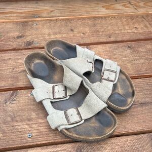 Men’s Arizona Suede Birkenstocks